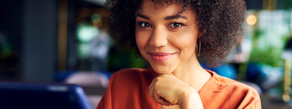 Mujer sonriendo